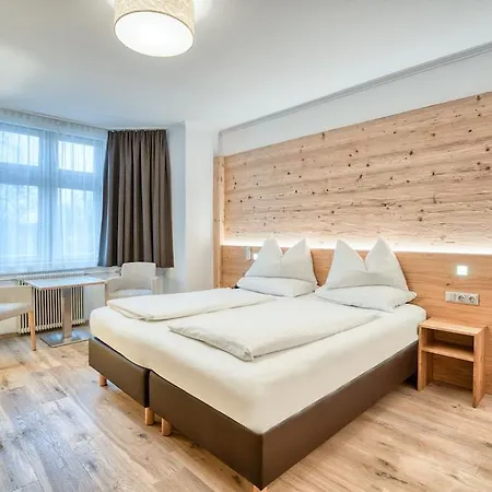 ホテル ライプツィガー ホフ インスブルック