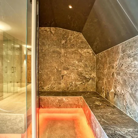 ライプツィガー ホフ 4* インスブルック