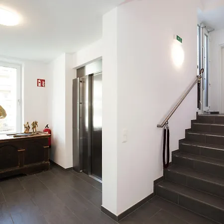 酒店 因斯布鲁克莱比锡霍夫酒店 4*