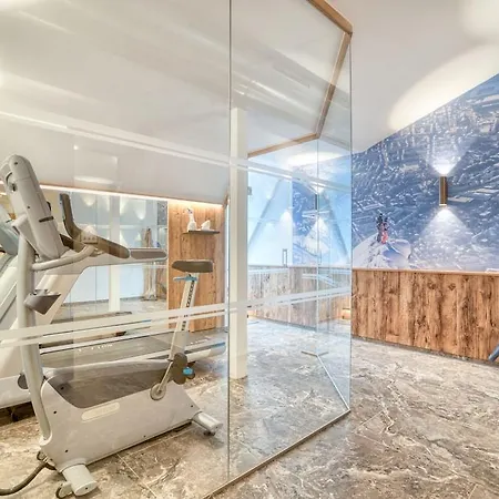 Leipziger Hof Otel 4*