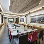Leipziger Hof Hotel 4*