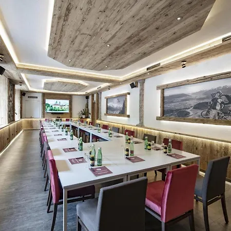 Leipziger Hof Hotel 4*